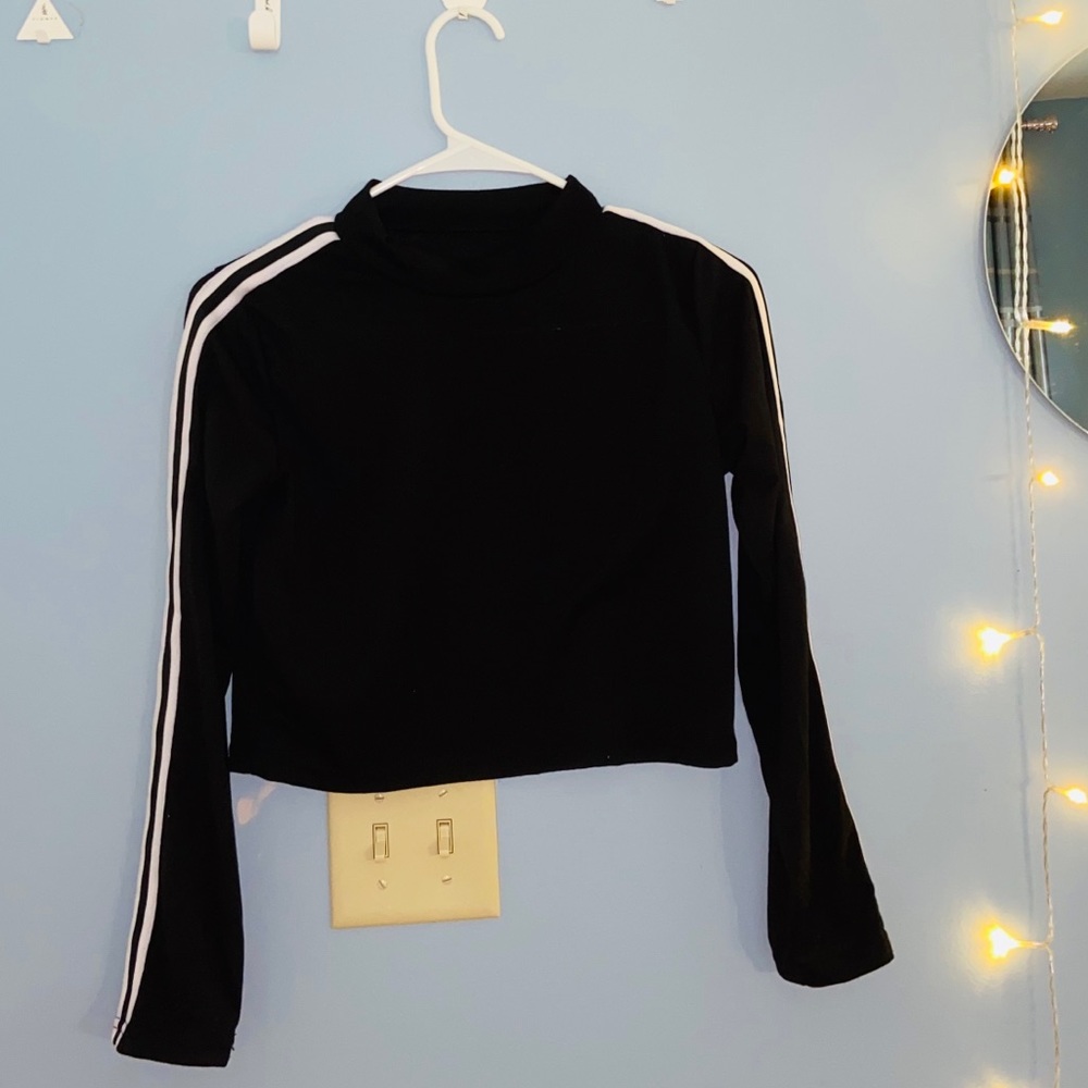 Black Crop Shirt